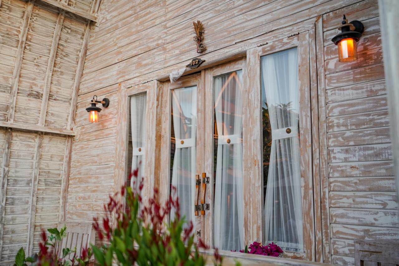 Unicorn Bungalow Batununggul Екстер'єр фото